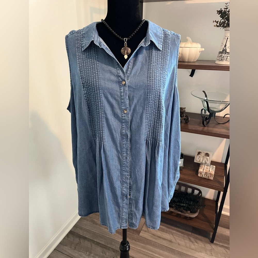 Terra Sky Sleeveless Denim Shirt - size 2x - NWT 100% lyocell - cool material!